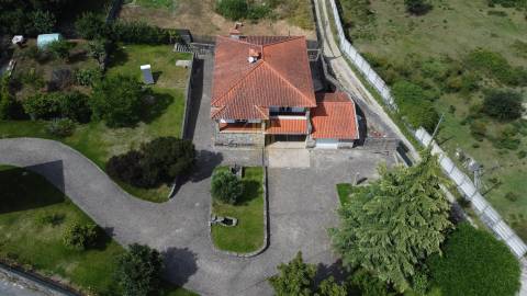 Moradia Isolada T3+1 Venda em Oliveira (Santa Maria),Vila Nova de Famalicão