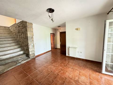 Moradia Isolada T3+1 Venda em Oliveira (Santa Maria),Vila Nova de Famalicão