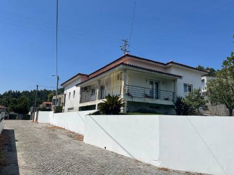 Moradia T5 Venda em Brufe,Vila Nova de Famalicão