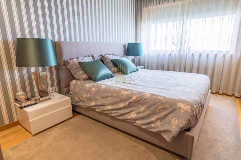 Apartamento T4 Venda em Matosinhos e Leça da Palmeira,Matosinhos