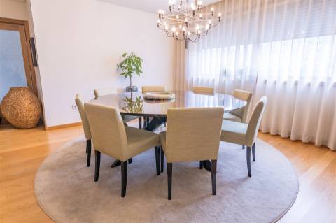 Apartamento T4 Venda em Matosinhos e Leça da Palmeira,Matosinhos