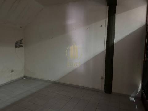 Loja  Arrendamento em Aves,Santo Tirso