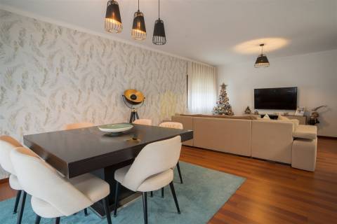 Apartamento T2 Venda em Moreira,Maia