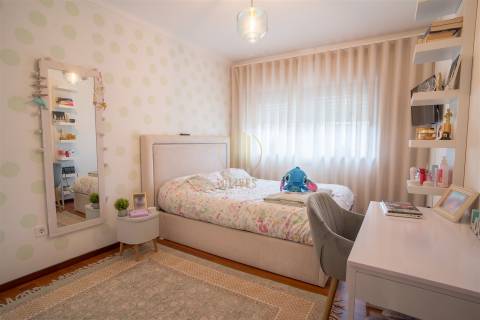 Apartamento T2 Venda em Moreira,Maia