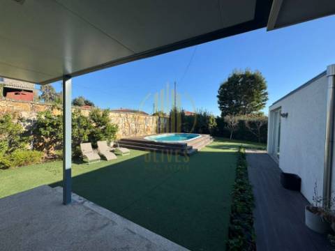 Moradia T4 Venda em Esmeriz e Cabeçudos,Vila Nova de Famalicão