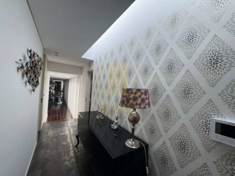 Moradia T4 Venda em Esmeriz e Cabeçudos,Vila Nova de Famalicão