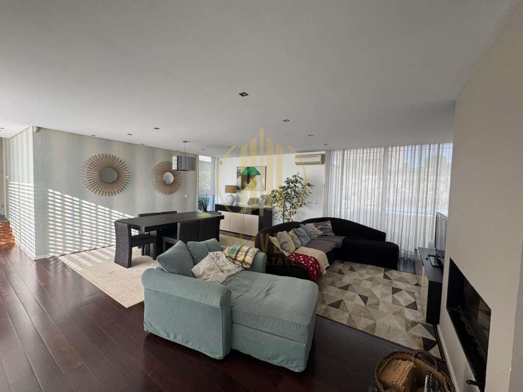 Moradia T4 Venda em Esmeriz e Cabeçudos,Vila Nova de Famalicão