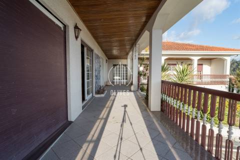 Moradia T4 Venda em Moreira de Cónegos,Guimarães