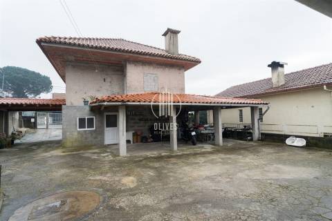 Moradia T4 Venda em Pousada de Saramagos,Vila Nova de Famalicão