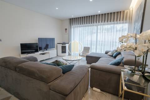 Moradia T3 Venda em Oliveira (São Mateus),Vila Nova de Famalicão