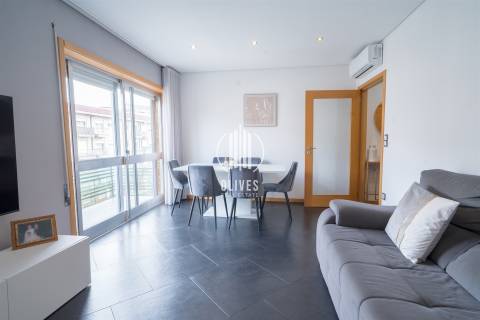 Apartamento T3 Venda em Gondomar (São Cosme), Valbom e Jovim,Gondomar