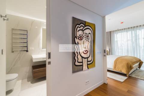 Apartamento T4, Lisboa / Venda