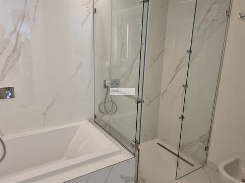 Apartamento turístico T3, Lisboa / Venda