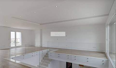 Apartamento Penthouse T3+1 DUPLEX, Montijo / Venda / 750.000€