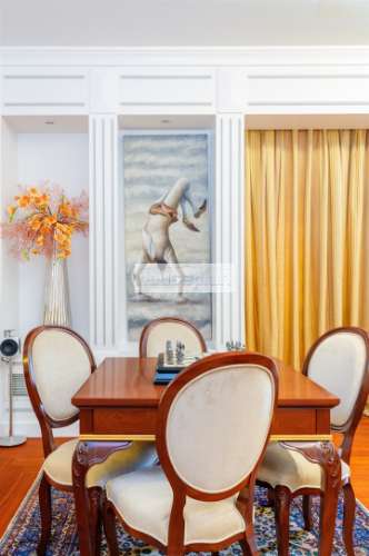 Moradia T5 TRIPLEX de Luxo com jardim e piscina, Lisboa