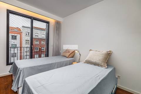 Penthouse de luxo nas  Avenidas Novas junto ao Marquês de Pombal