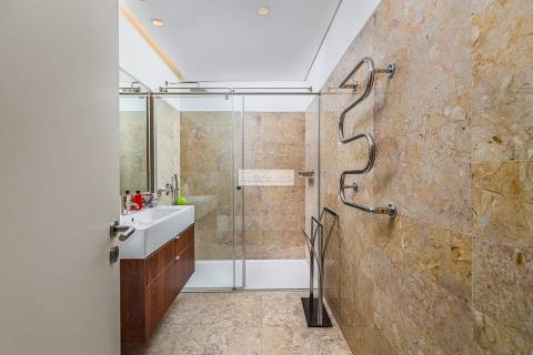 Penthouse de luxo nas  Avenidas Novas junto ao Marquês de Pombal