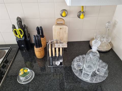 Apartamento T2 para arrendar, garagem, piscina, praia, Carcavelos, condomínio fechado, segurança 24h