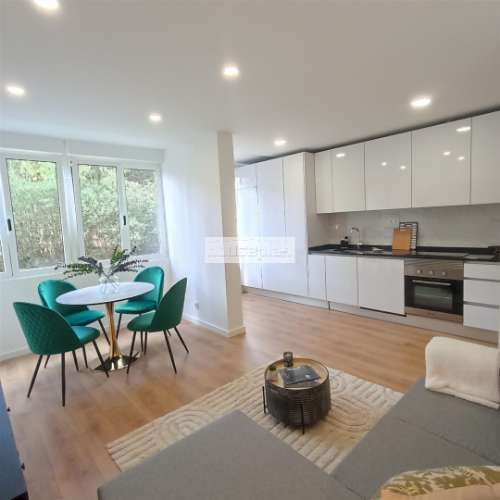 Apartamento T3 totalmente Renovado e mobilado em Benfica