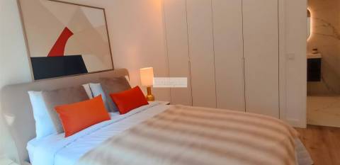 Moradia T4 totalmente renovada com piscina na Herdade da Aroeira