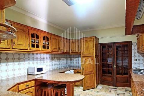 Moradia Isolada T5 na Abelheira