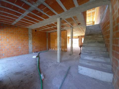 Moradia T3 em Santa Marta de Portuzelo