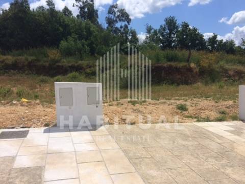 Lote de 406 m2 em Campos