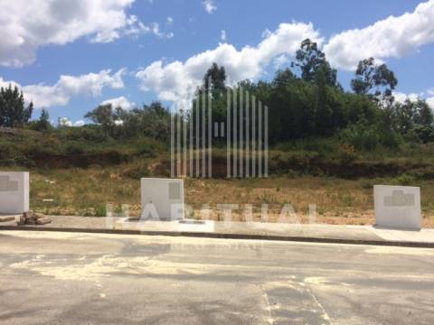 Lote de 406 m2 em Campos