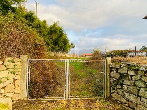 Terreno  Venda em Valença, Cristelo Covo e Arão,Valença