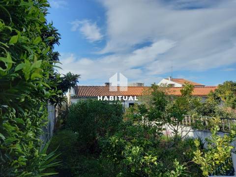 Moradia Isolada T2 em Darque