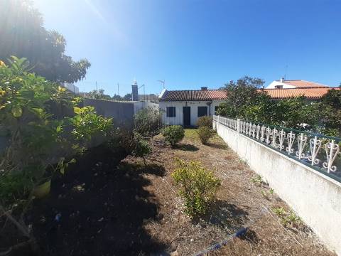 Moradia Isolada T2 em Darque