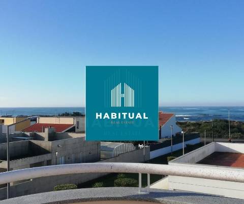 Moradia Isolada T5 na praia da Amorosa