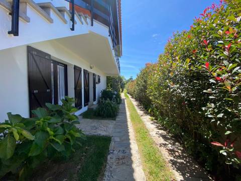 Moradia T9 Perto da Praia em Moledo