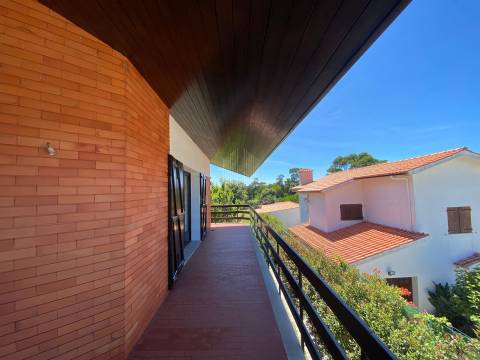 Moradia T9 Perto da Praia em Moledo