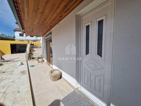 Moradia T3 Remodelada em Meadela