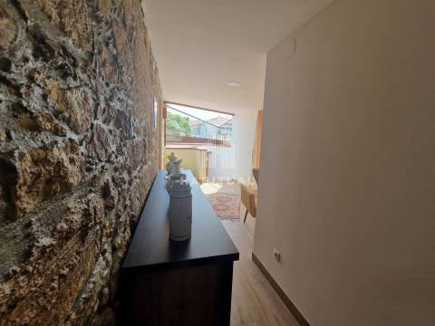 Moradia T3 Remodelada em Meadela