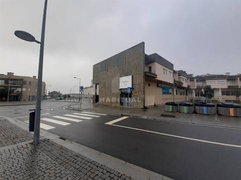 Loja destinada a Discoteca perto da praia  em Viana do Castelo