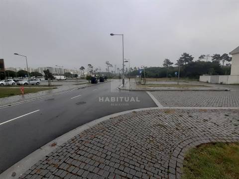 Loja destinada a Discoteca perto da praia  em Viana do Castelo