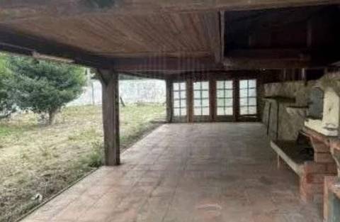 Moradia para restaurar em Labruja-Ponte de Lima