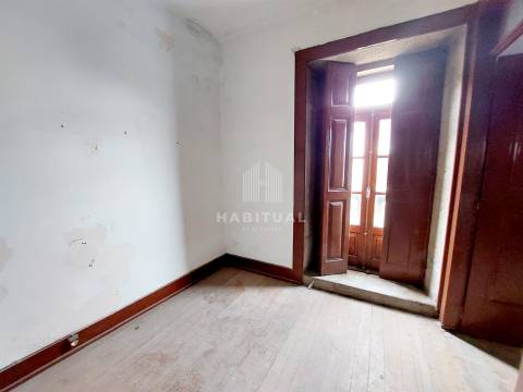 Apartamento T2 com terraço em Lanhelas