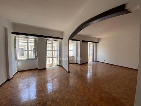 Apartamento T4 no Centro Histórico de Viana do Castelo