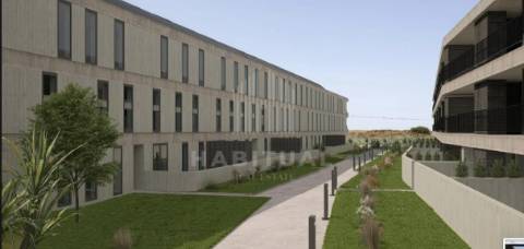 APARTAMENTO T3 DUPLEX PERTO DA PRAIA