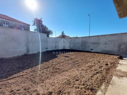 Moradia T3 com Vistas Mar em Monserrate