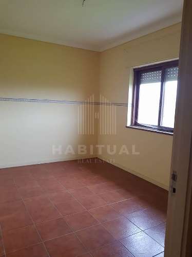 APARTAMENTO T3 NA MEADELA