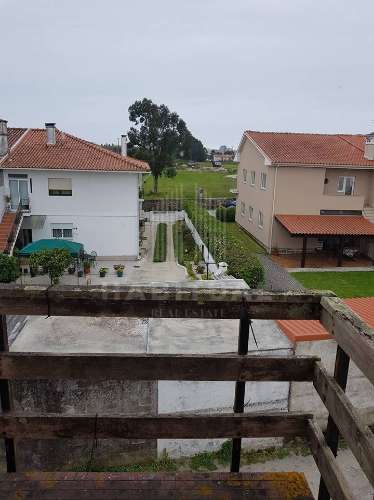 APARTAMENTO T3 NA MEADELA