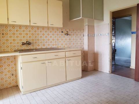 APARTAMENTO T3 NA MEADELA
