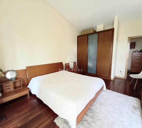 Moradia T4 em Loivo com Vistas para o Rio Minho e Piscina Exterior