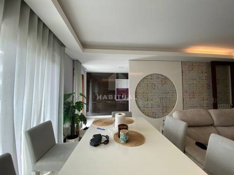 Apartamento T2 com Piscina na Meadela