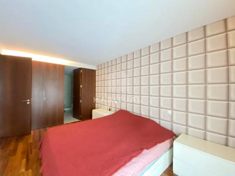 Apartamento T2 com Piscina na Meadela