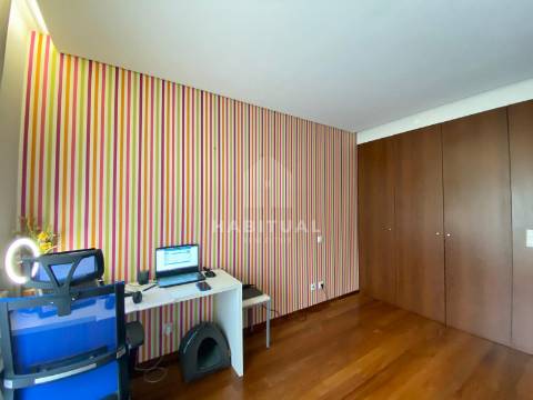 Apartamento T2 com Piscina na Meadela